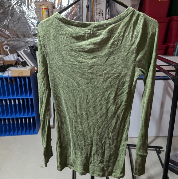 Ribbed Long Sleeve Shirt - Picture 4 of 4